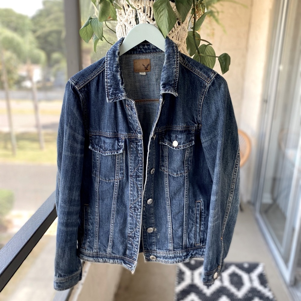 American Eagle denim blue jean jacket